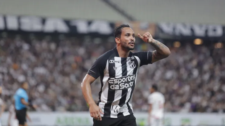 Lourenço é um dos destaques do Ceará na temporada - Foto: Lucas Emanuel/AGIF