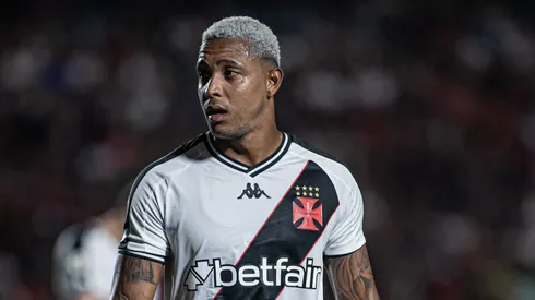 David pode ganhar concorrente no Vasco.