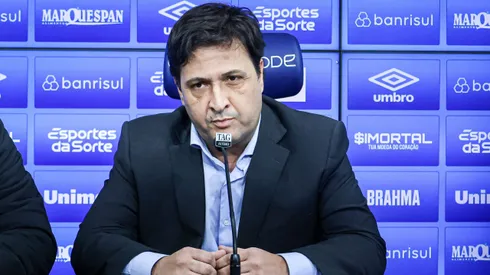 Alberto Guerra durante coletiva de imprensa em 2023.
