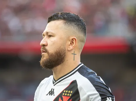 Notícia sobre Rossi 'explode' no Vasco