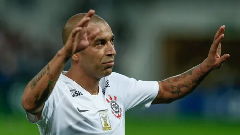 Emerson Sheik durante confronto contra a Chapecoense no Brasileirão de 2018.