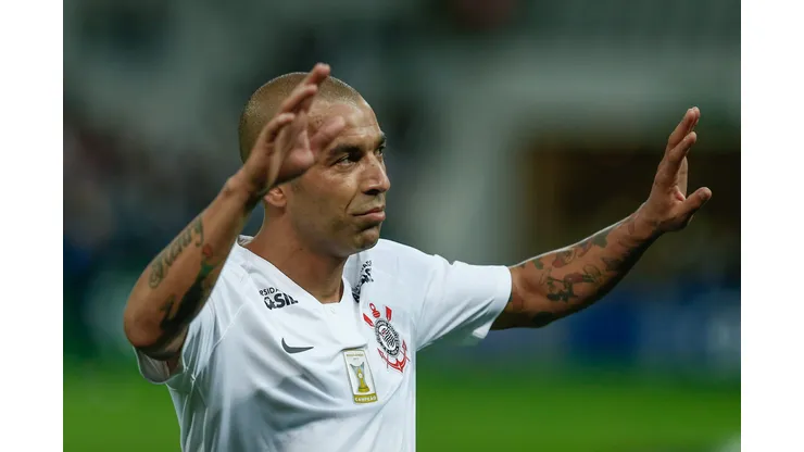 Emerson Sheik durante confronto contra a Chapecoense no Brasileirão de 2018.