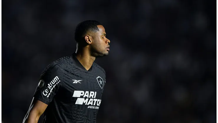 Júnior Santos durante confronto contra o Vasco no Campeonato Brasileiro de 2024.