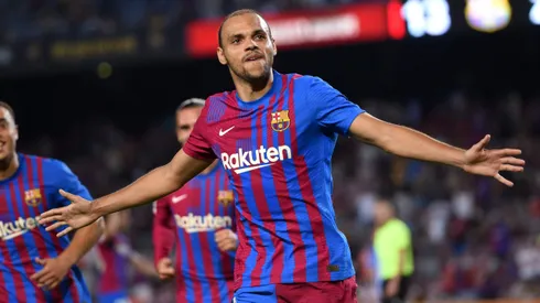 Grêmio fecha contratação de atacante ex-Barcelona (Photo by Alex Caparros/Getty Images)