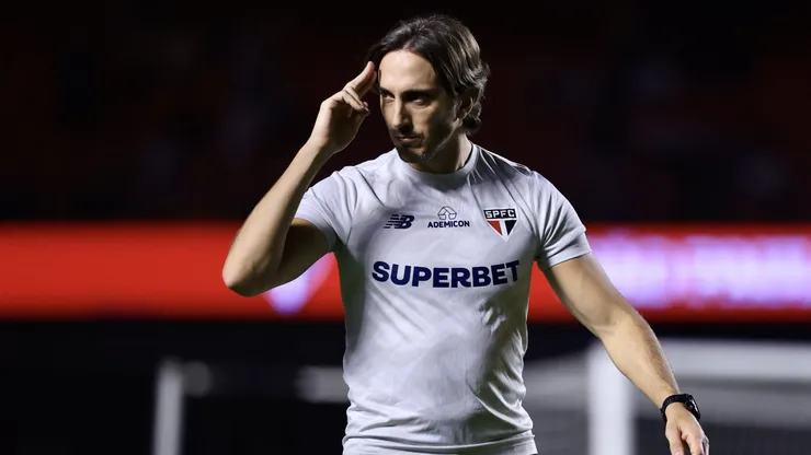 Luis Zubeldia tecnico do Sao Paulo durante partida contra o Aguia de Maraba no estadio Morumbi pelo campeonato Copa Do Brasil 2024