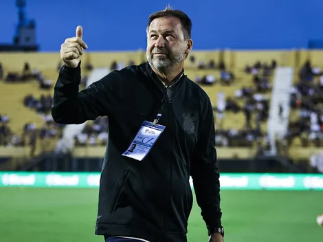 Augusto Melo "corre" e evita novo bloqueio nas contas do Corinthians