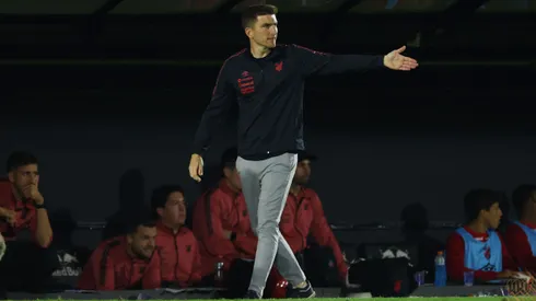 Foto: José Tramontin/athletico.com.br – Varini durante confronto contra o Bragantino no Campeonato Brasileiro de 2024.