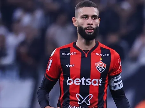 Wagner Leonardo 'perde a linha' em derrota do Vitória