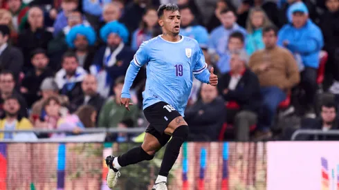 Luciano Rodríguez durante compromisso com a Seleção do Uruguai.