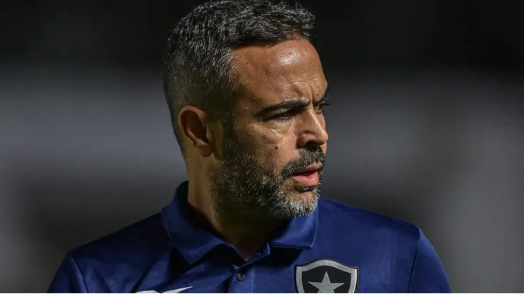 Artur Jorge, treinador do Botafogo.
