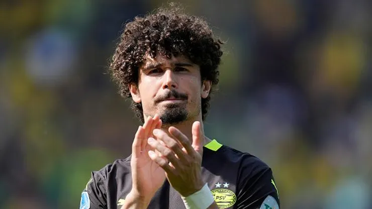 André Ramalho, jogador do Corinthians, atuando no PSV em 2024