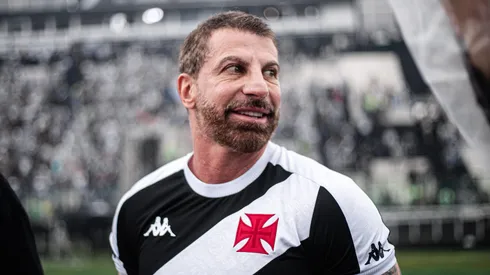 Pedrinho encaminha mais uma saída do Vasco – Foto: Leandro Amorim / Flickr oficial Vasco da Gama.