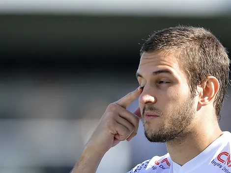 Bruno Uvini, zagueiro do Vitória, garante elenco "blindado" após confusão