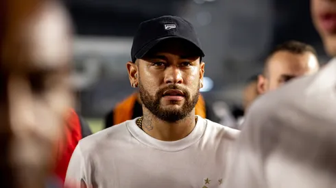 Neymar mandou mensagem para Coutinho – Foto: Leonardo Lima/AGIF