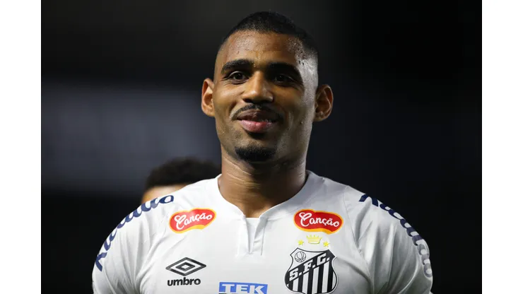 Joaquim durante confronto contra a Chapecoense na Série B de 2024.