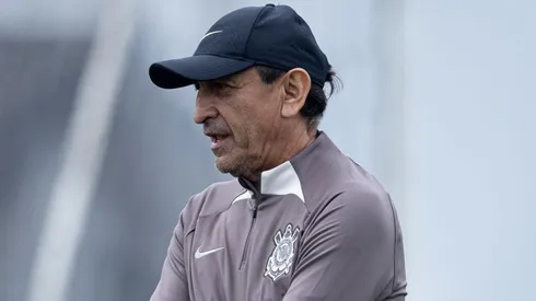 Corinthians analisa contratação de volante – Foto: Rodrigo Coca/Corinthians