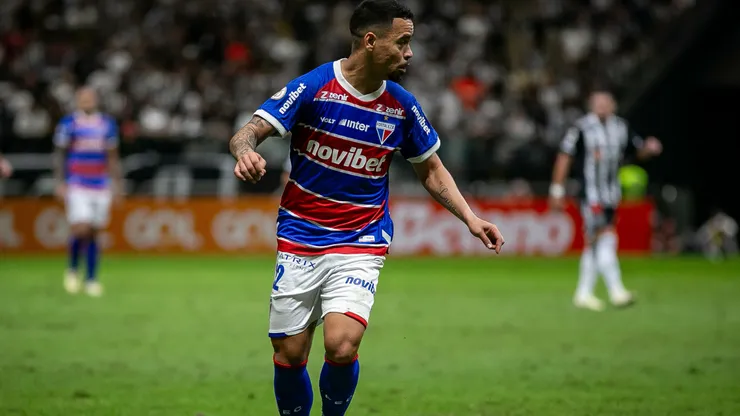 Yago Pikachu foi às redes sociais criticar a decisão da arbitragem - Foto: Fernando Moreno/AGIF