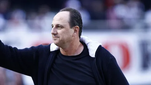 Rogério Ceni ganha 'reforço' contra o corinthians