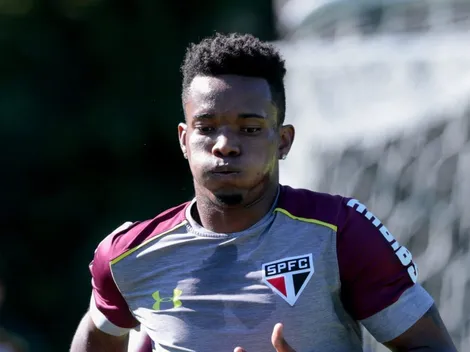 Post da esposa de Thiago Mendes 'explode' no São Paulo