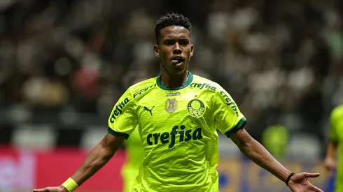 Estêvão é uma das grandes promessas do futebol brasileiro – Foto: Gilson Lobo/AGIF