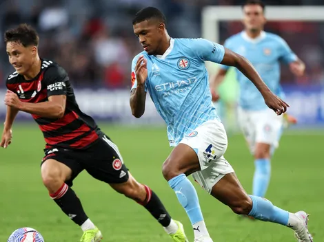 Corinthians surpreende a todos e negocia atacante com rival