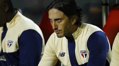 Luis Zubeldia técnico do São Paulo durante partida contra o Criciúma no estádio Morumbi pelo campeonato Brasileiro A 2024. Foto: Marco Miatelo/AGIF