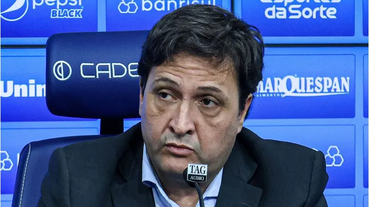 Alberto Guerra presidente do Grêmio durante em coletiva de imprensa realizada no CT Luiz Carvalho.