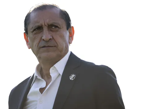 Ramón Díaz fecha com o Corinthians e pede para não estrear contra o Vasco