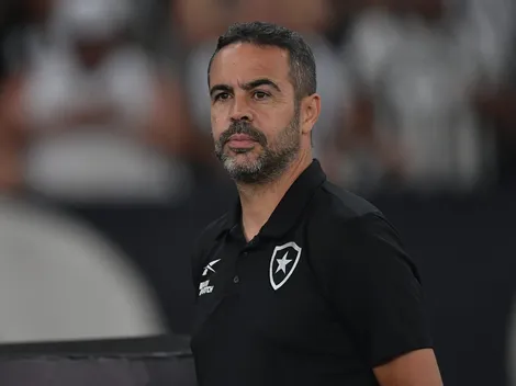 Artur Jorge exalta chegada de trio de reforços ao Botafogo