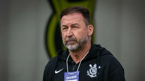 Corinthians pode perder atacante para o Flamengo – Foto: Fernando Moreno/AGIF