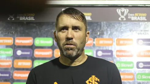 Eduardo Coudet soltou o verbo em coletiva de imprensa – Marlon Costa/AGIFFoto: