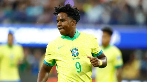 Endrick atuando na Seleção Brasileira
