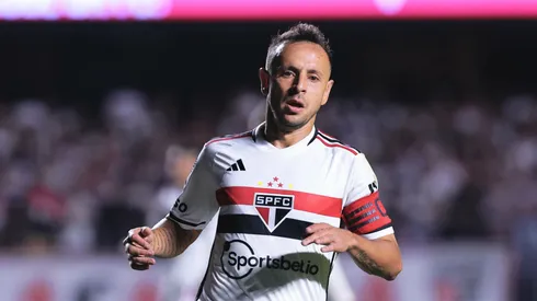 Rafinha atuando no São Paulo em 2023
