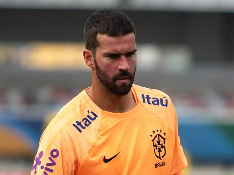 Alisson 'manda a real' no Brasil antes do mata-mata