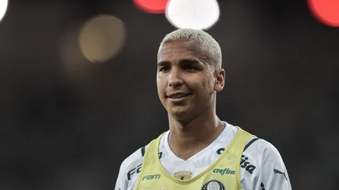 Deyverson jogador do Palmeiras durante partida contra o Fluminense no estadio Maracana pelo campeonato Brasileiro A 2021. Atacante não deve ser contratado.
