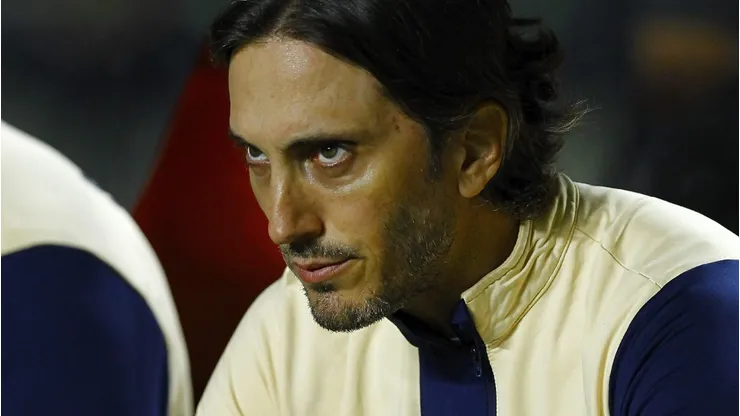 Luís Zubeldia técnico do São Paulo durante partida contra o Criciuma no estadio Morumbi pelo campeonato Brasileiro A 2024.