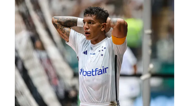 Lucas Romero durante final do Campeonato Mineiro 2024 contra o Atlético-MG.