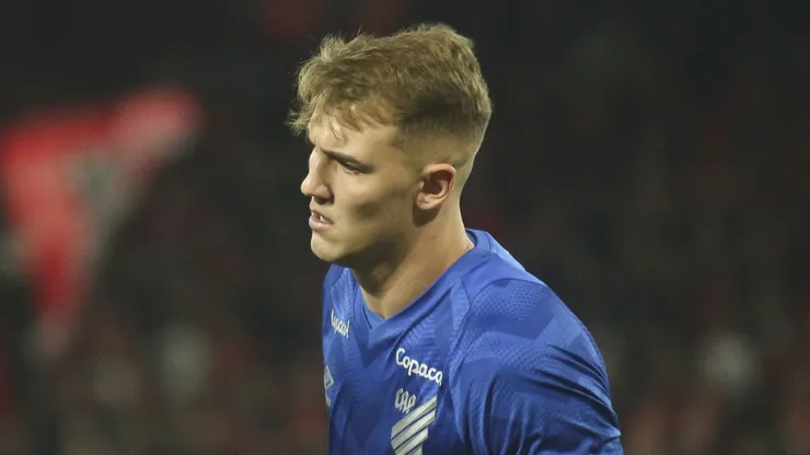 Léo Linck jogador do Athletico-PR durante partida contra o São Paulo no estádio Arena da Baixada pelo campeonato Brasileiro A 2024. Foto: Gabriel Machado/AGIF