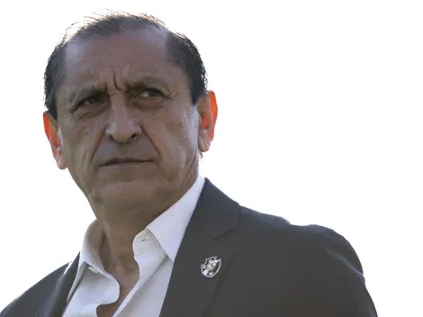 Corinthians avança na contratação de Ramón Díaz