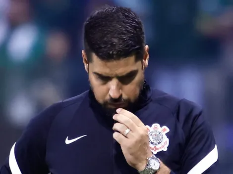 Corinthians dispensa António Oliveira e +4 auxiliares