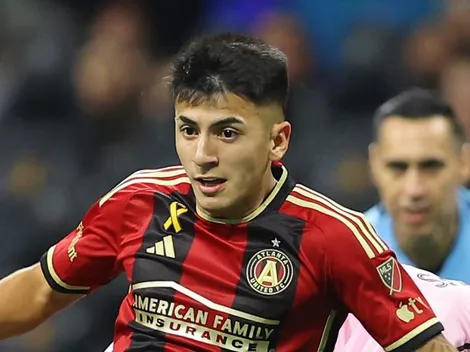 John Textor revela data da saída de Almada do Botafogo