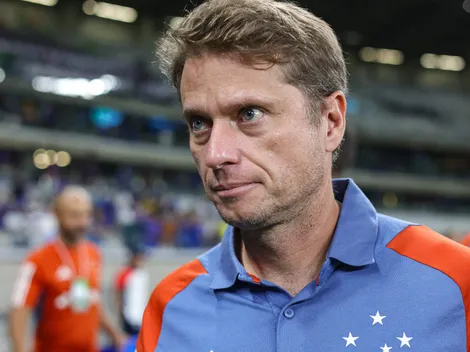 Fernando Seabra recebe notícia 'forte' no Cruzeiro