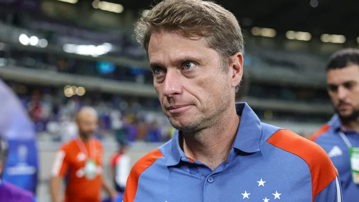 Fernando Seabra tecnico do Cruzeiro durante partida contra o Alianza Petrolera no estadio Mineirao pelo campeonato Copa Sul-Americana 2024.