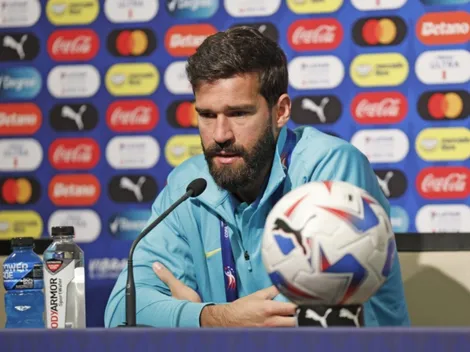 Alisson alerta Seleção para chutes de longa distância do adversário