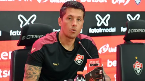 Vitória tem interesse em atacante ex-Bahia (Imagem: Walmir Cirne/AGIF)