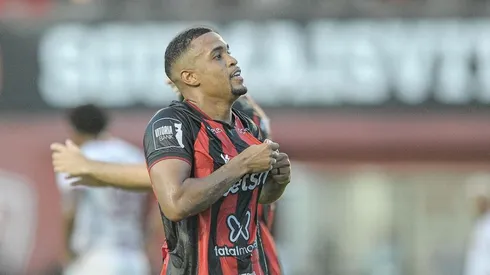 Alerrandro é um dos artilheiros do Vitória na temporada – Foto: Jhony Pinho