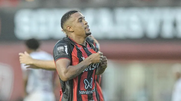Alerrandro é um dos artilheiros do Vitória na temporada - Foto: Jhony Pinho