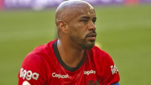 Thiago Heleno jogador do Athletico-PR durante partida contra o Corinthians no estadio Arena da Baixada pelo campeonato BRASILEIRO A 2023. Defensor está sendo criticado