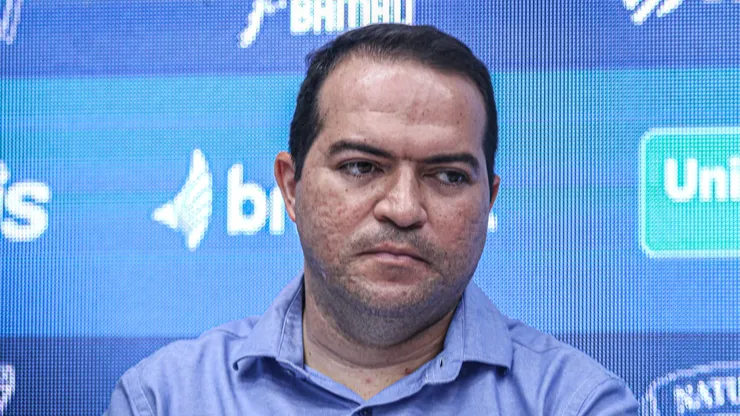 Marcelo Paz vem buscando reforços para o Fortaleza - foto: Lucas Emanuel/AGIF