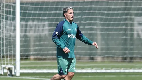 Foto: Divulgação/Coritiba - Josué Pesqueira durante treinamento do Coritiba.